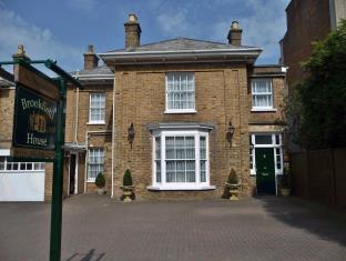 Taunton United Kingdom Reservation