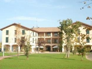 Montecchio Emilia Italy Reservation