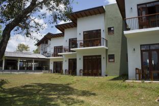 Sigiriya Sri Lanka Reservation