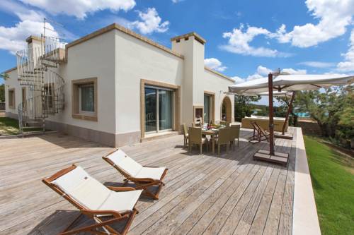 Torre Lapillo Italy Reservation