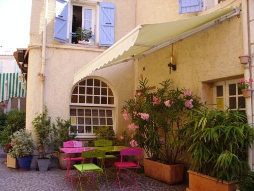 Sainte-Maxime France Reservation Promo Code Booking.com