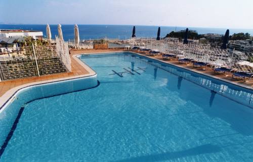 Kastella Grecia prenotazione codice promozionale hotel booking.com