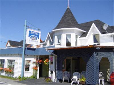 Grandes-Bergeronnes (Québec) Canada Reservation Promo Code Booking.com