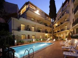 Taormina Italy Reservation