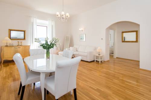 Sibenik Croatia Reservation