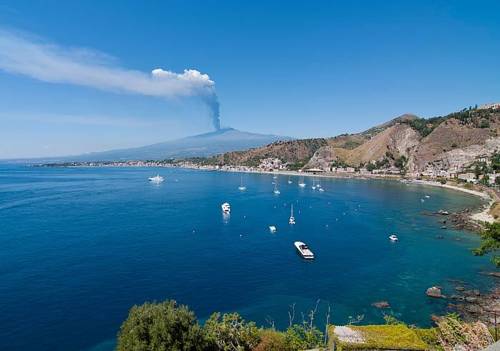 Giardini Naxos Italy Reservation