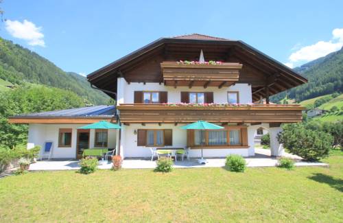 Cadipietra Italy Reservation