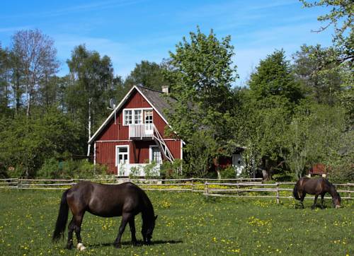 Mustjala Estonia Reservation