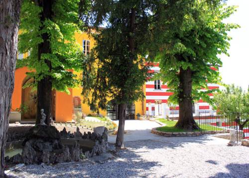 Renzano di Salò Italy Reservation Promo Code Booking.com
