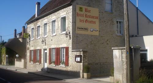 Arcy Sur Cure France Reservation