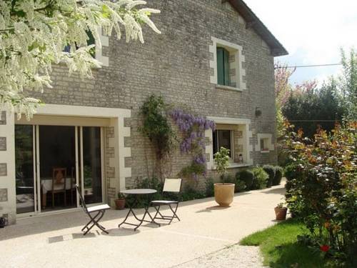 Périgné France code promo de réservation d'hôtel booking.com