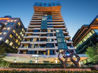 Melbourne Australia Reservation