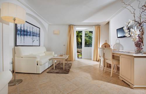 Anacapri Italy Reservation