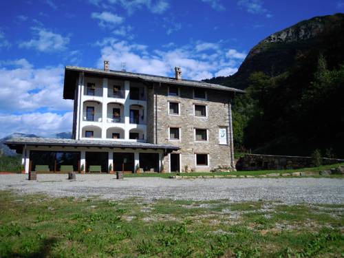 Settimo Vittone Italy Reservation