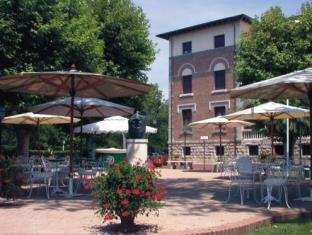 Lido di Camaiore Italy Reservation