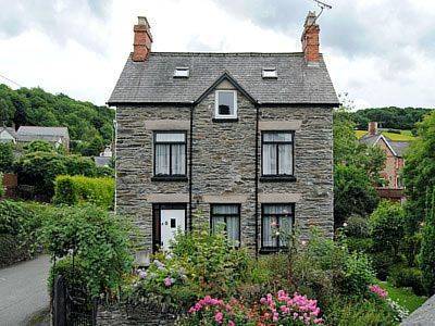Cynwyd United Kingdom Reservation
