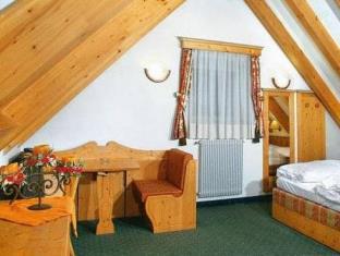 Campitello di Fassa Italy Reservation