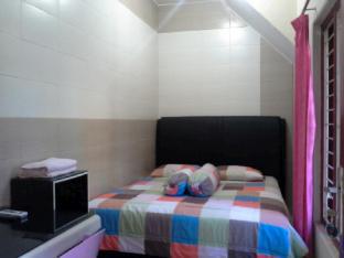 Makassar Indonesia Reservation