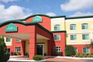 Appleton (WI) United States Reservation Promo Code Agoda.com