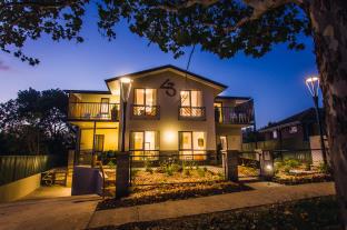 Canberra Australia Reservation Promo Code Agoda.com