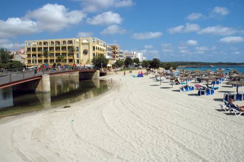 S'Illot Spain Reservation