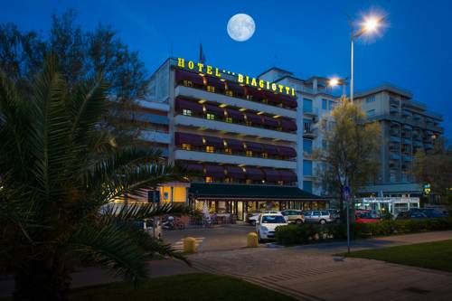 Lido di Camaiore Italy Reservation Promo Code Booking.com