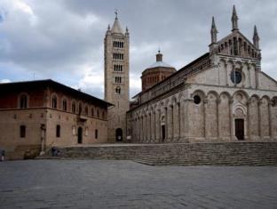 Massa Marittima Italy Reservation