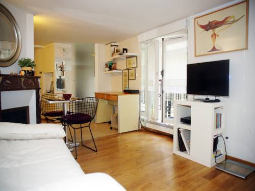 Paris France Reservation